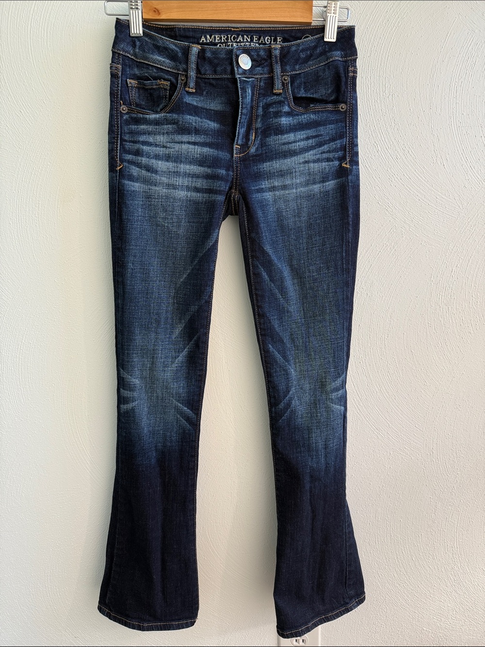 American Eagle Outfitters 0 short Dark Wash Skinnh Kick Jeans